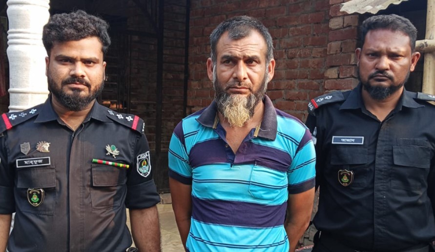 আট ঘণ্টা অপেক্ষা করেও তেল না পেয়ে পাম্প ম্যানেজারকে হ ত্যা করেন ট্রাকচালক